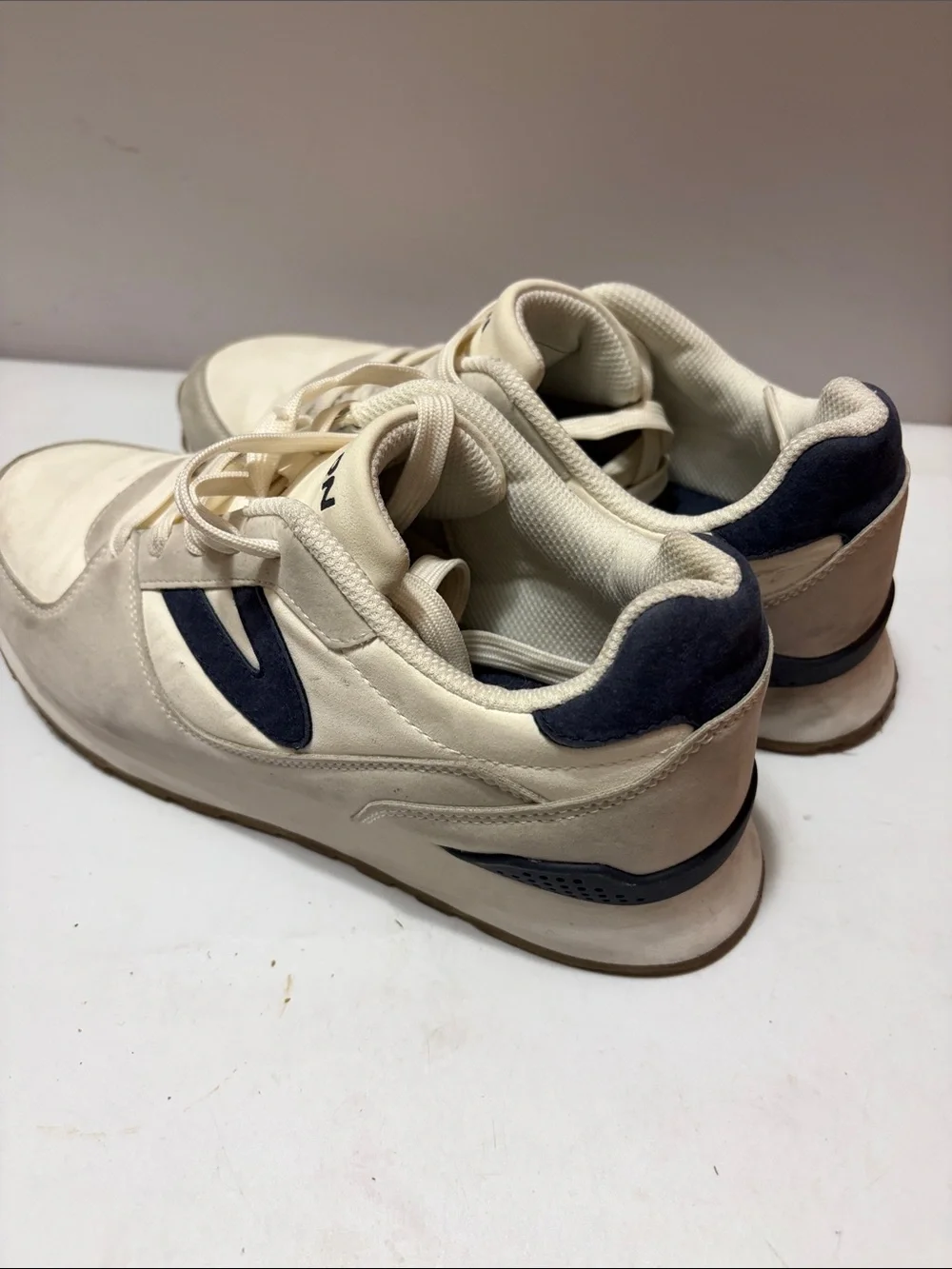 Tretorn Lillian White Navy Retro Comfort Sneakers Sz 9 Women